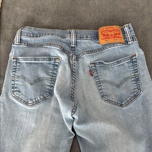 Men’s Levi's Classic Blue Jeans with Signature Patch